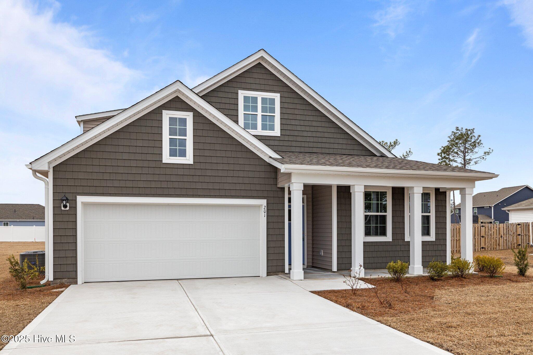 201 Jones Rdg Lane Newport, NC 28570 - Photo 4 of 47