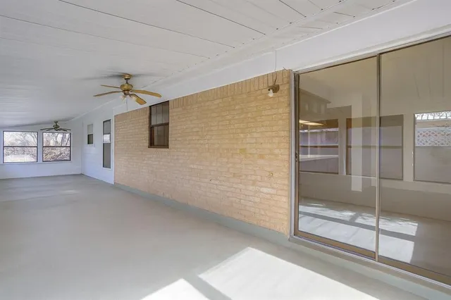 $267,500 | 1911 Joslin Street, Cleburne, TX 76033