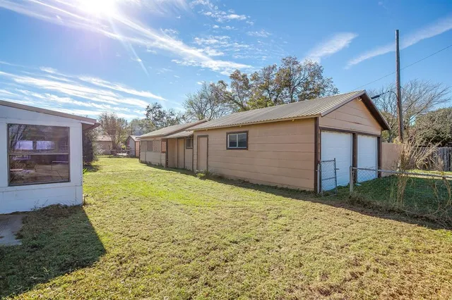 $267,500 | 1911 Joslin Street, Cleburne, TX 76033