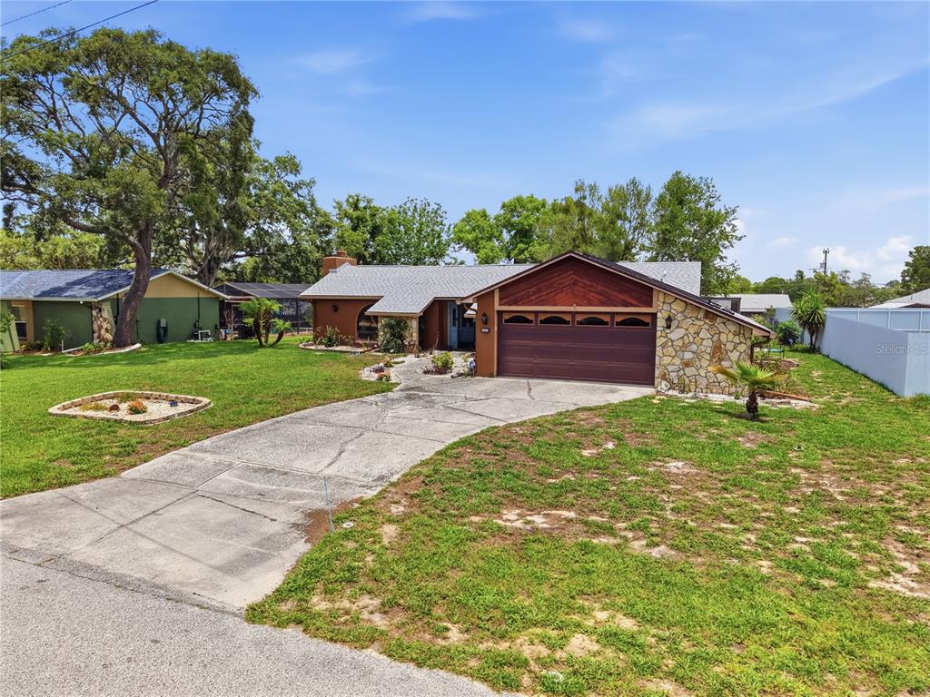 11475 Fortune Street Spring Hill, FL 34609 - Photo 6 of 71
