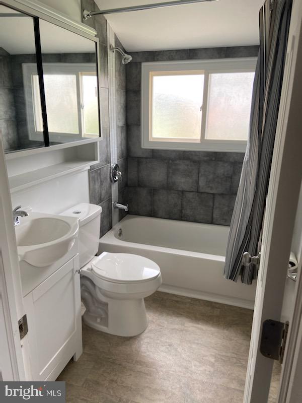 101 Harmony Road Levittown, PA 19056 - Photo 22 of 29 Gallery Image 22