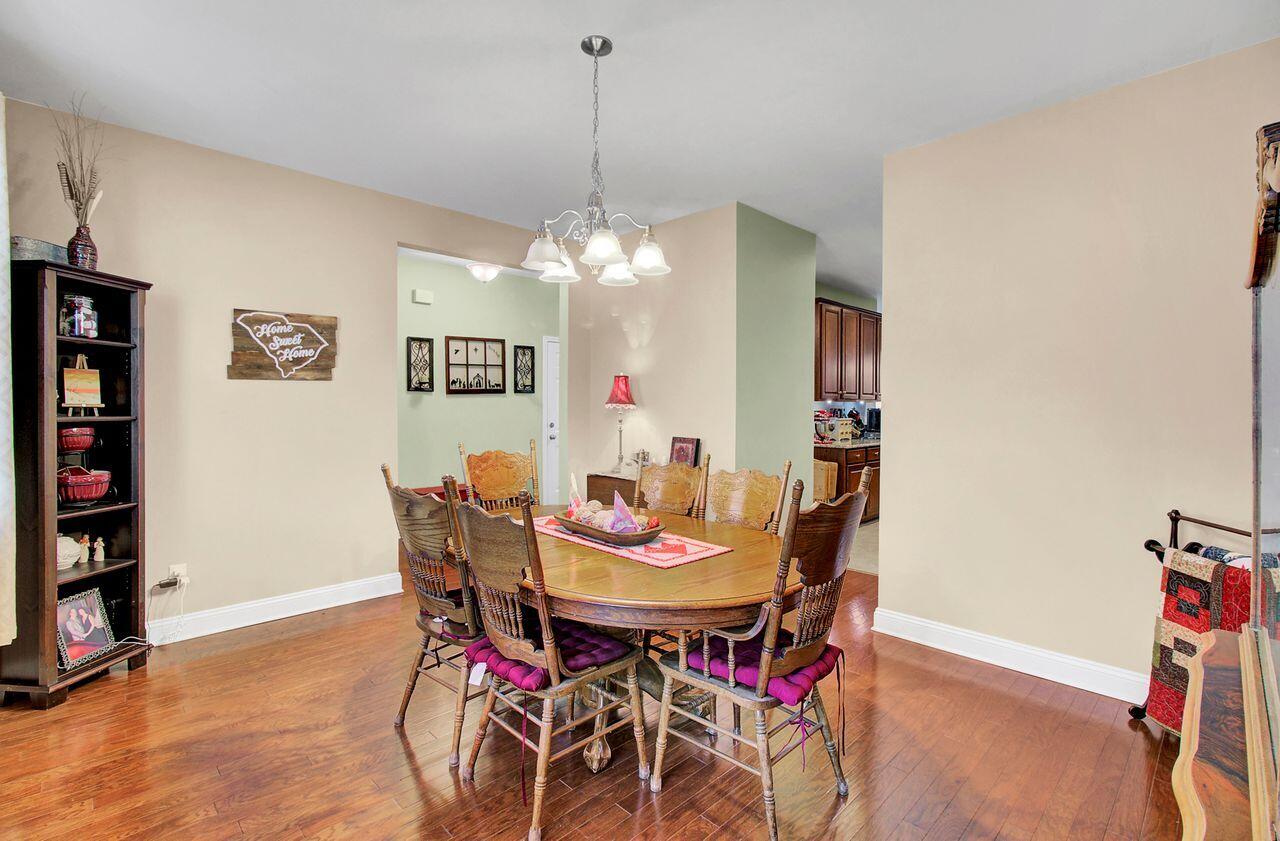 198 Decatur Drive Summerville, SC 29486 - Photo 4 of 36 Dining Room