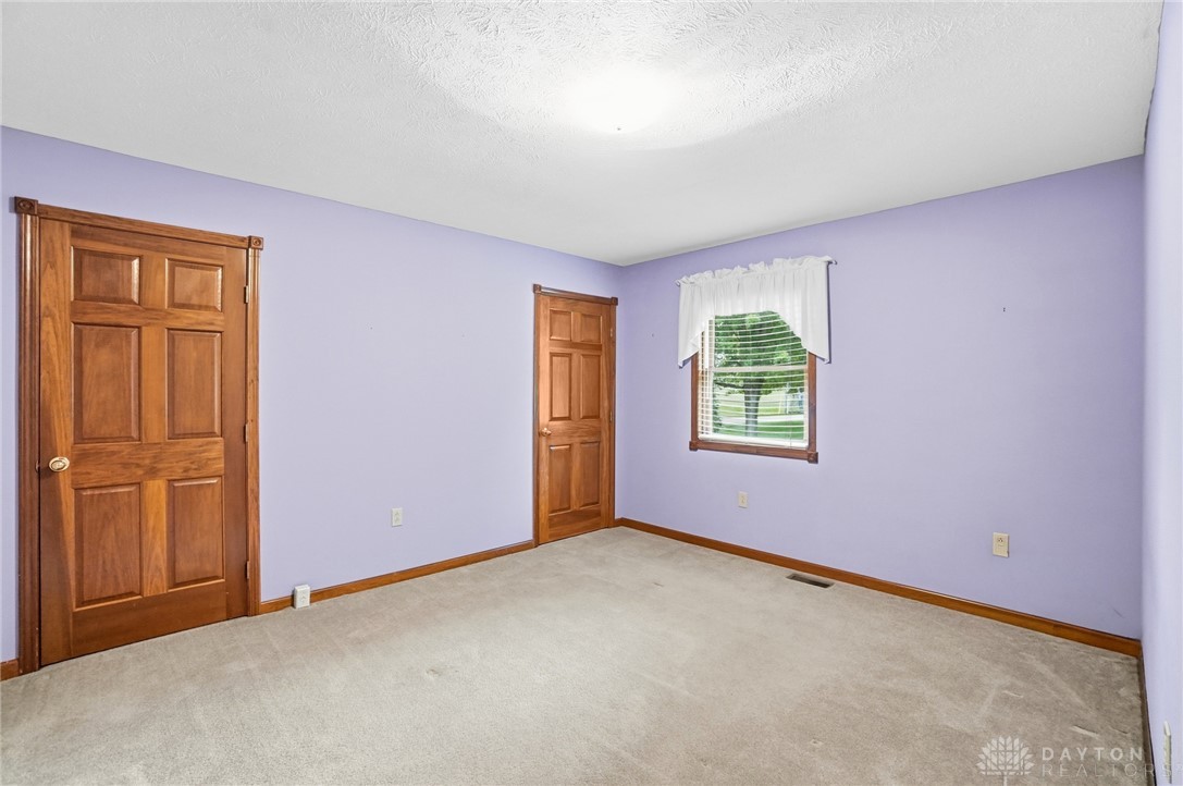 1700 West Sparrow Road Springfield, OH 45502 - Photo 46 of 66