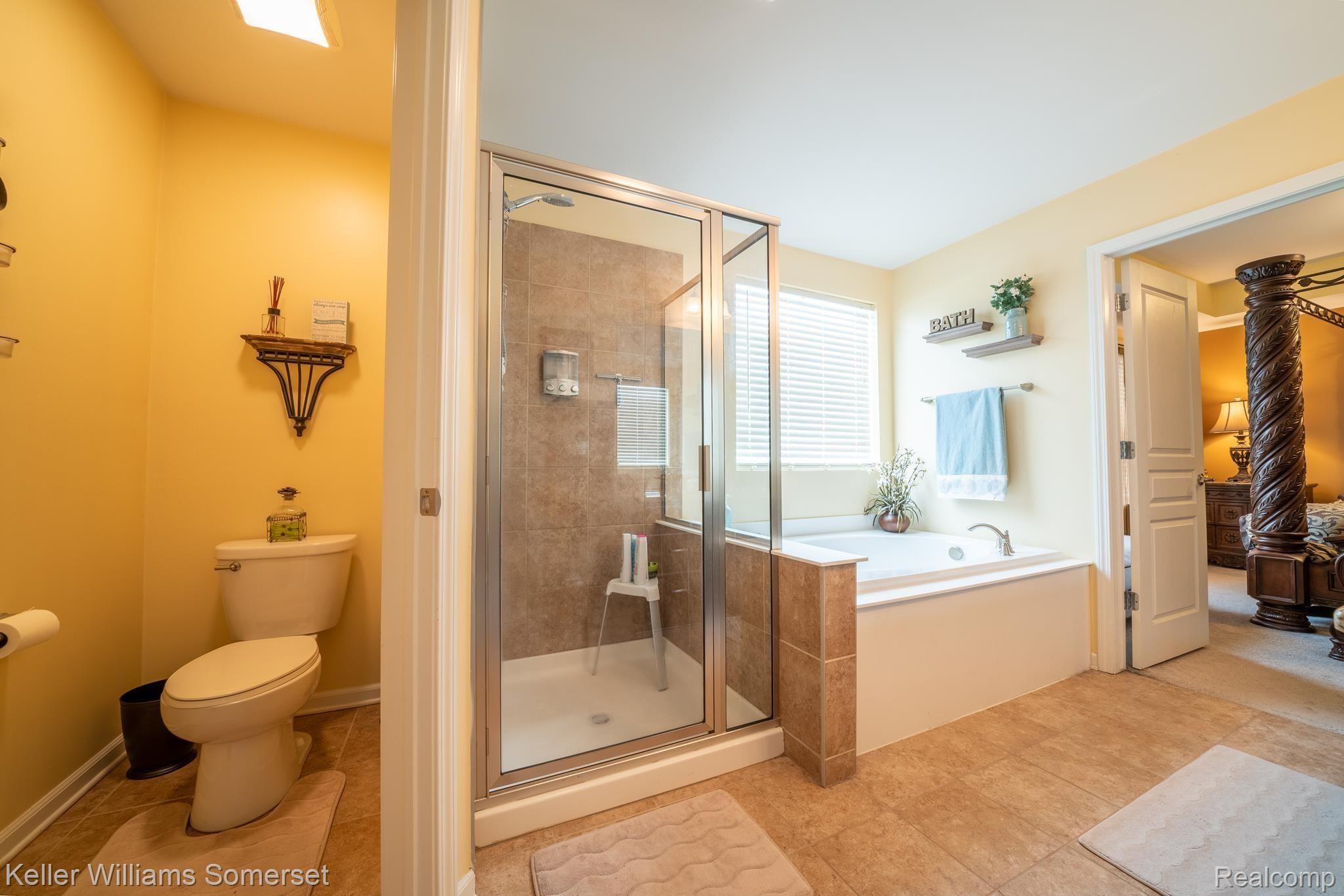 49708 Gracechurch Road Macomb, MI 48044 - Photo 26 of 35 DSC06689-HDR.jpg