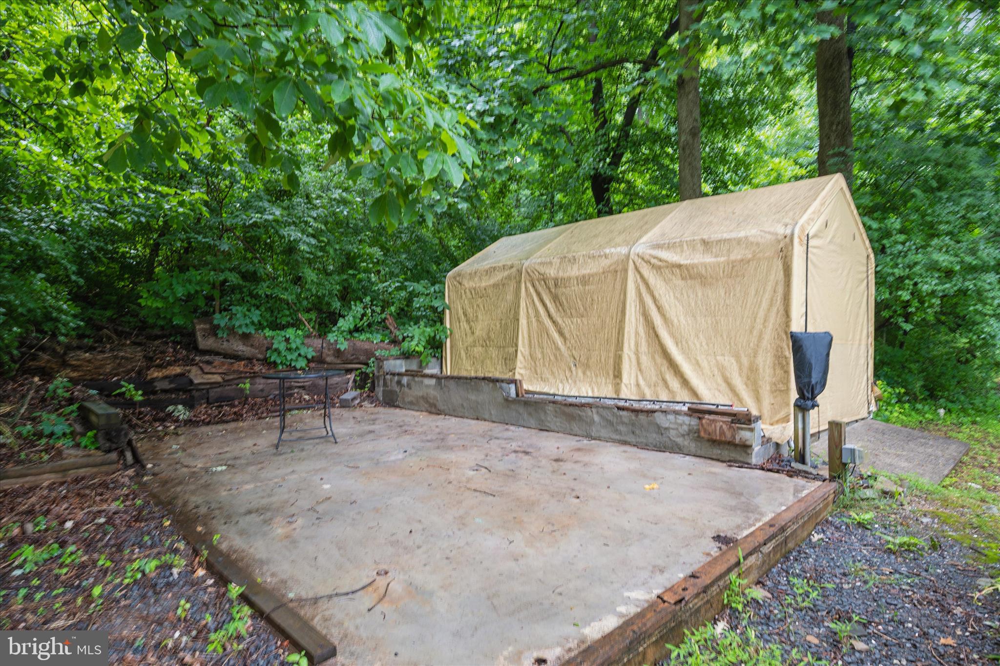3884 Point Of Rocks Road Jefferson, MD 21755 - Photo 64 of 82 Exterior Back