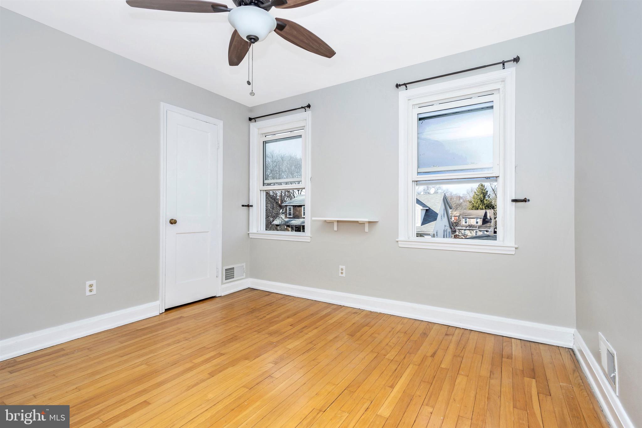 327 Radnor Road Baltimore, MD 21212 - Photo 29 of 51 Master bedroom