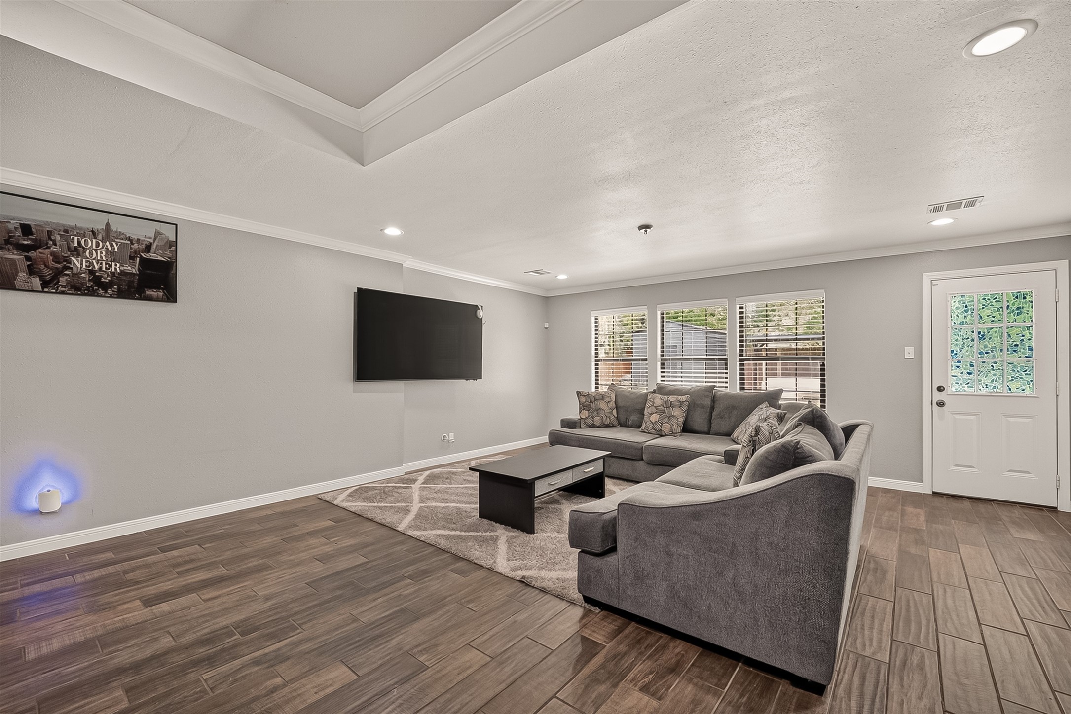810 Creager Street Houston, TX 77034 - Photo 9 of 34