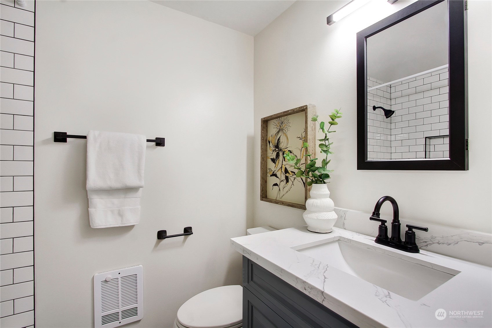 801 East Aloha Street, Unit 6 Seattle, WA 98102 - Photo 17 of 25