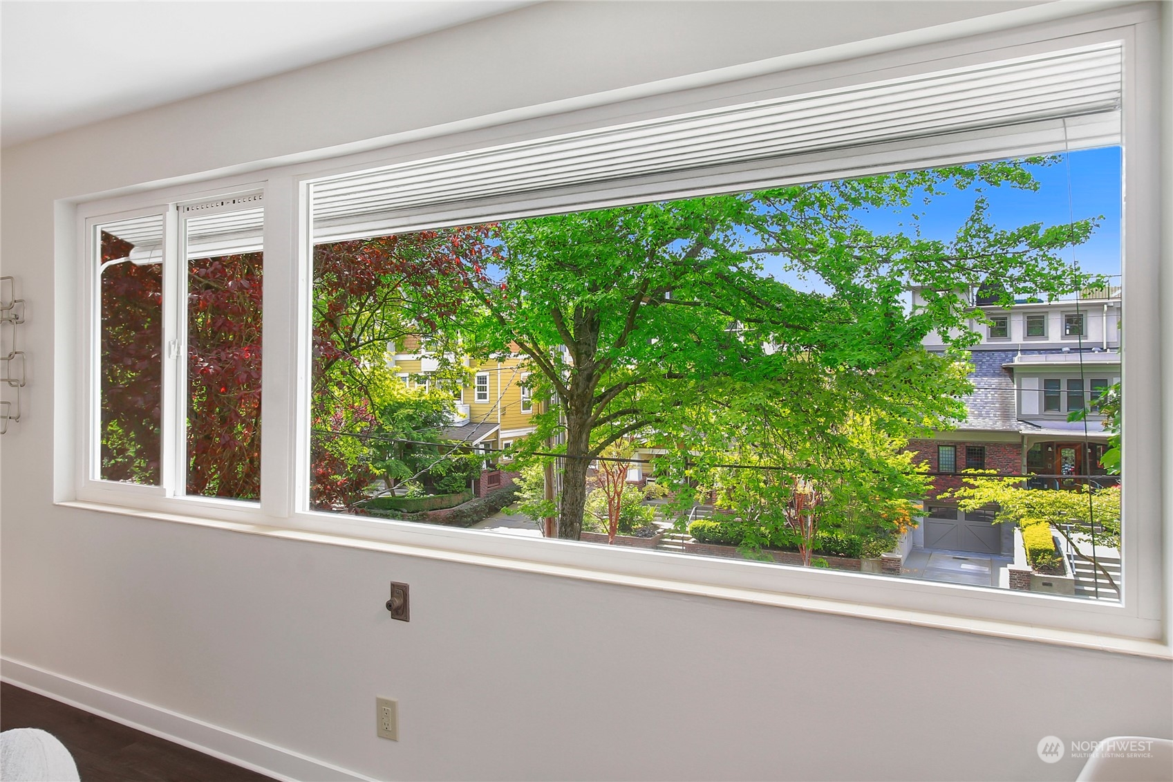 801 East Aloha Street, Unit 6 Seattle, WA 98102 - Photo 6 of 25