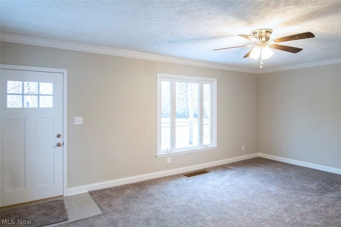 7125 State Road Parma, OH 44134 - Photo 3 of 31