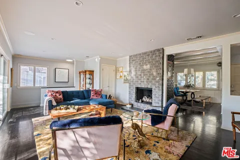 $1,385,000 | 2855 Effie Street, Los Angeles, CA 90026