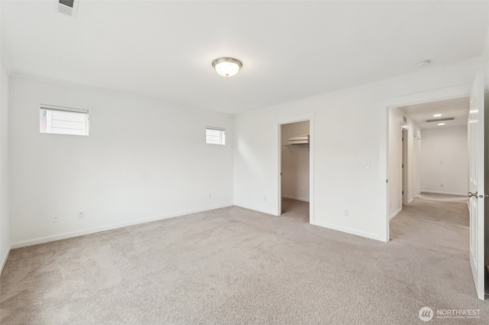 5310 52nd Street West University Place, WA 98467 - Photo 16 of 33 an empty room with an entryway
