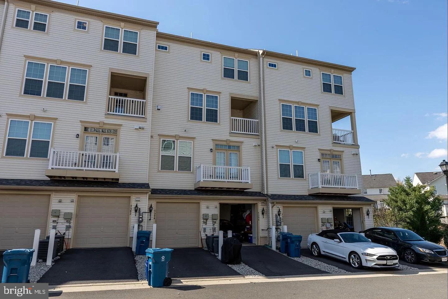 7584 Brunson Circle Gainesville, VA 20155 - Photo 4 of 6