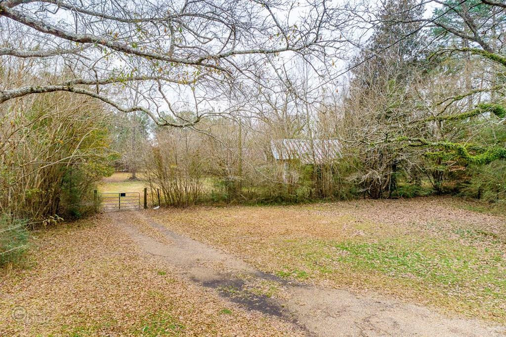 2048 Matthews Road Tylertown, MS 39667 - Photo 2 of 34 Photo 2
