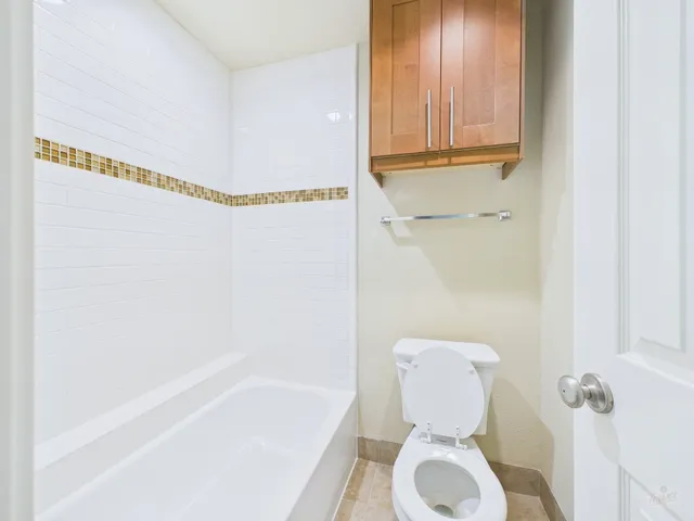 $1,125 | 7685 Northcross Drive, Unit 1024, Austin, TX 78757