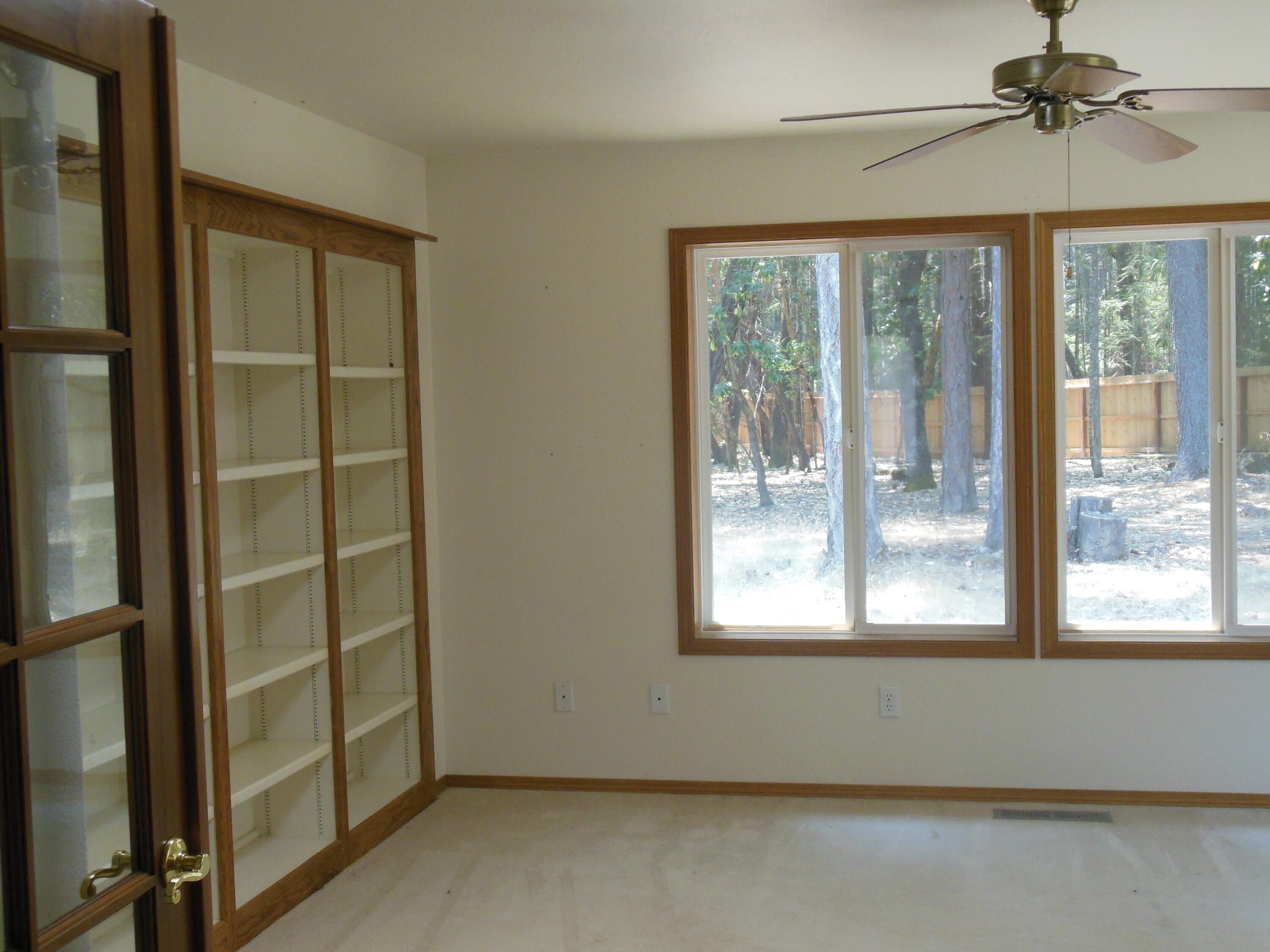 661 Kincaid Road Williams, OR 97544 - Photo 9 of 16 DSCN0471