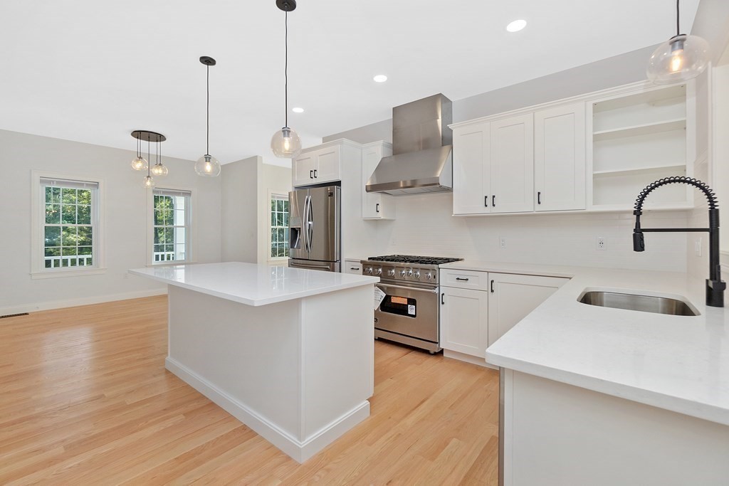 70 Tamarack Road Westwood, MA 02090 - Photo 4 of 34