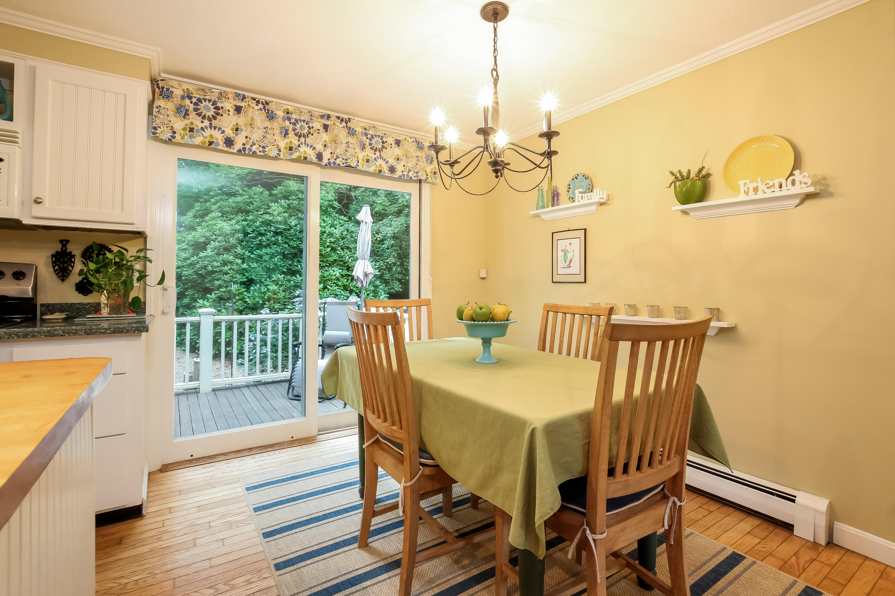 166 Ebenezer Road Osterville, MA 02655 - Photo 8 of 31 Dining Room
