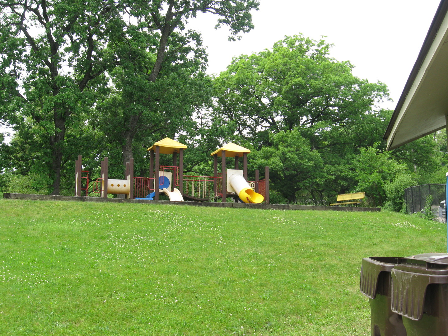 127 Hickory Road Oakwood Hills, IL 60013 - Photo 25 of 28 a view of a tiny house with a park