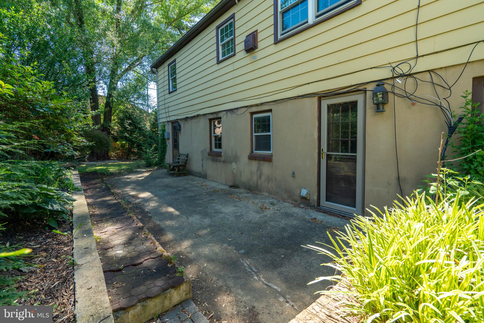 101 Mill Road Oreland, PA 19075 - Photo 35 of 39 Back Patio