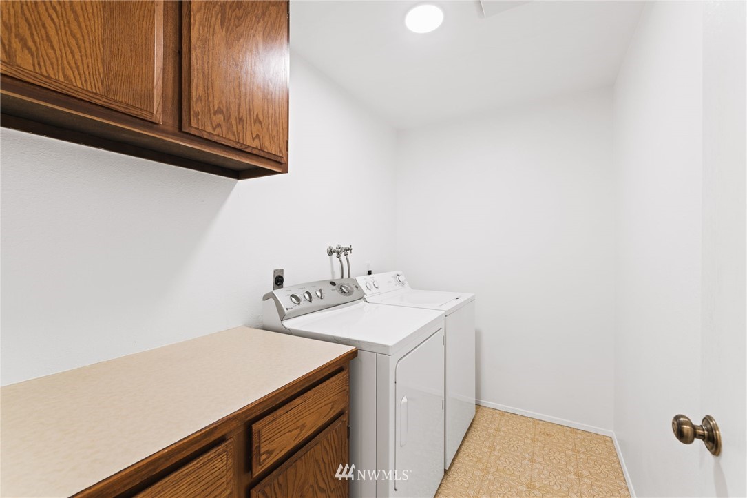 8713 238th Street Southwest, Unit A9 Edmonds, WA 98026 - Photo 11 of 30 Gallery Image 11