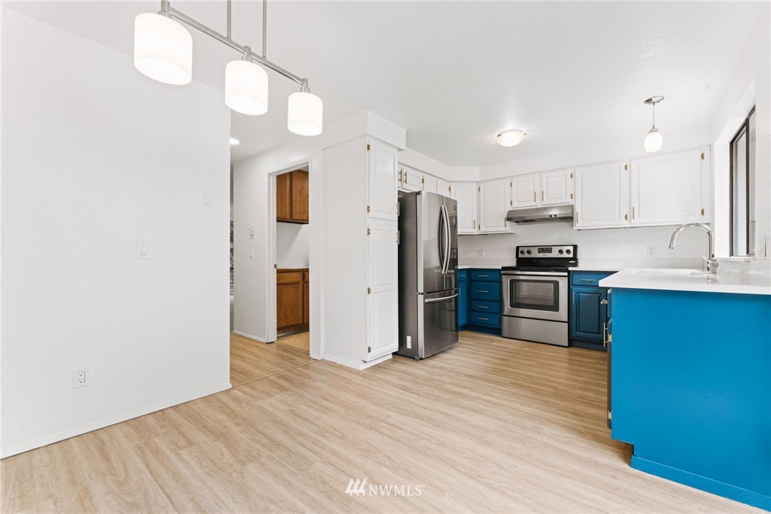 8713 238th Street Southwest, Unit A9 Edmonds, WA 98026 - Photo 9 of 30 Gallery Image 9