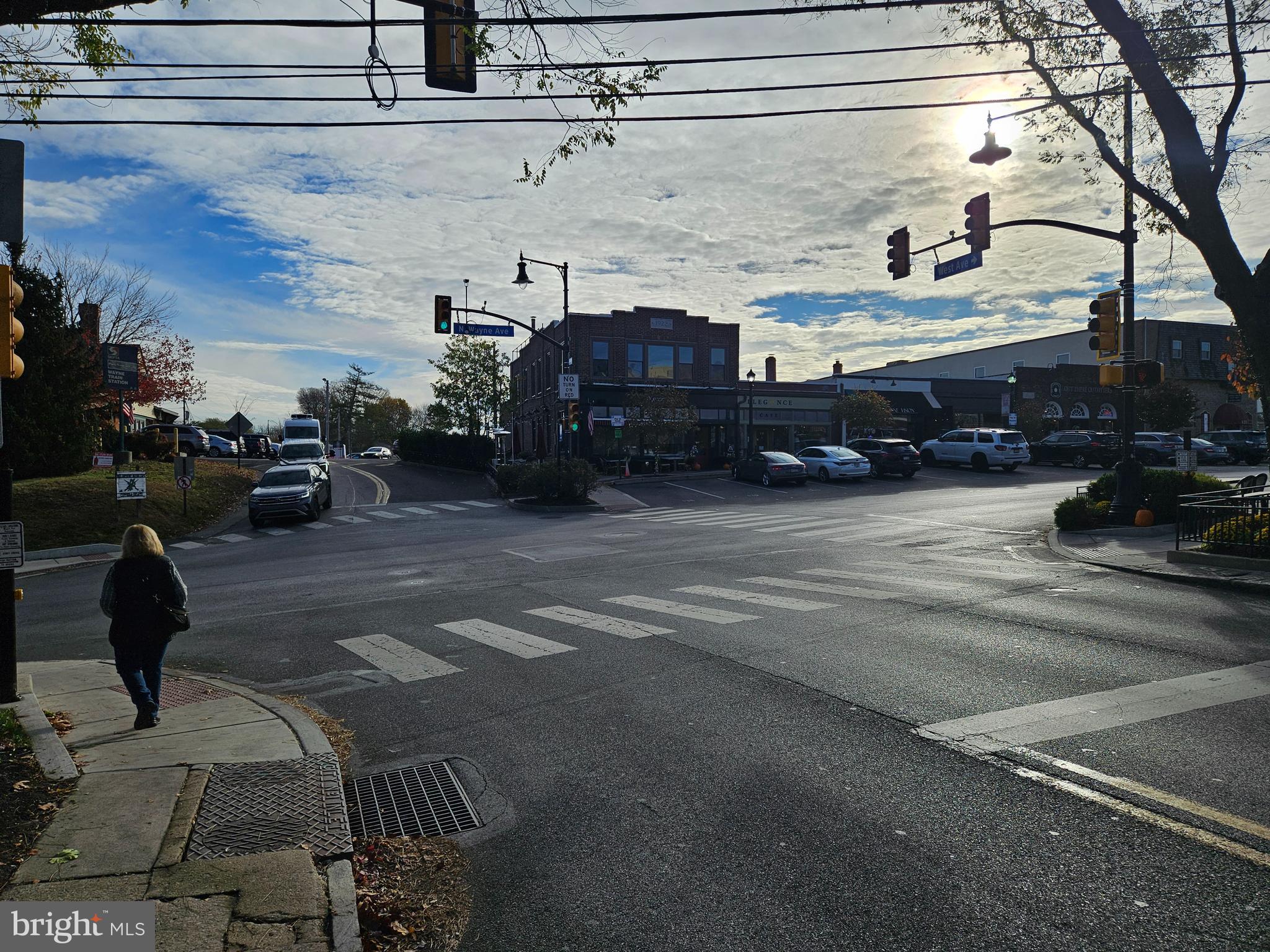 200 North Wayne Avenue, Unit 9 Wayne, PA 19087 - Photo 8 of 10 a view of a garage