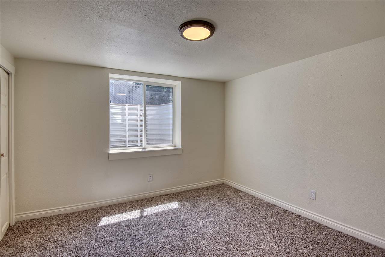 4512 North Best Road Spokane Valley, WA 99216 - Photo 12 of 27 Gallery Image 12