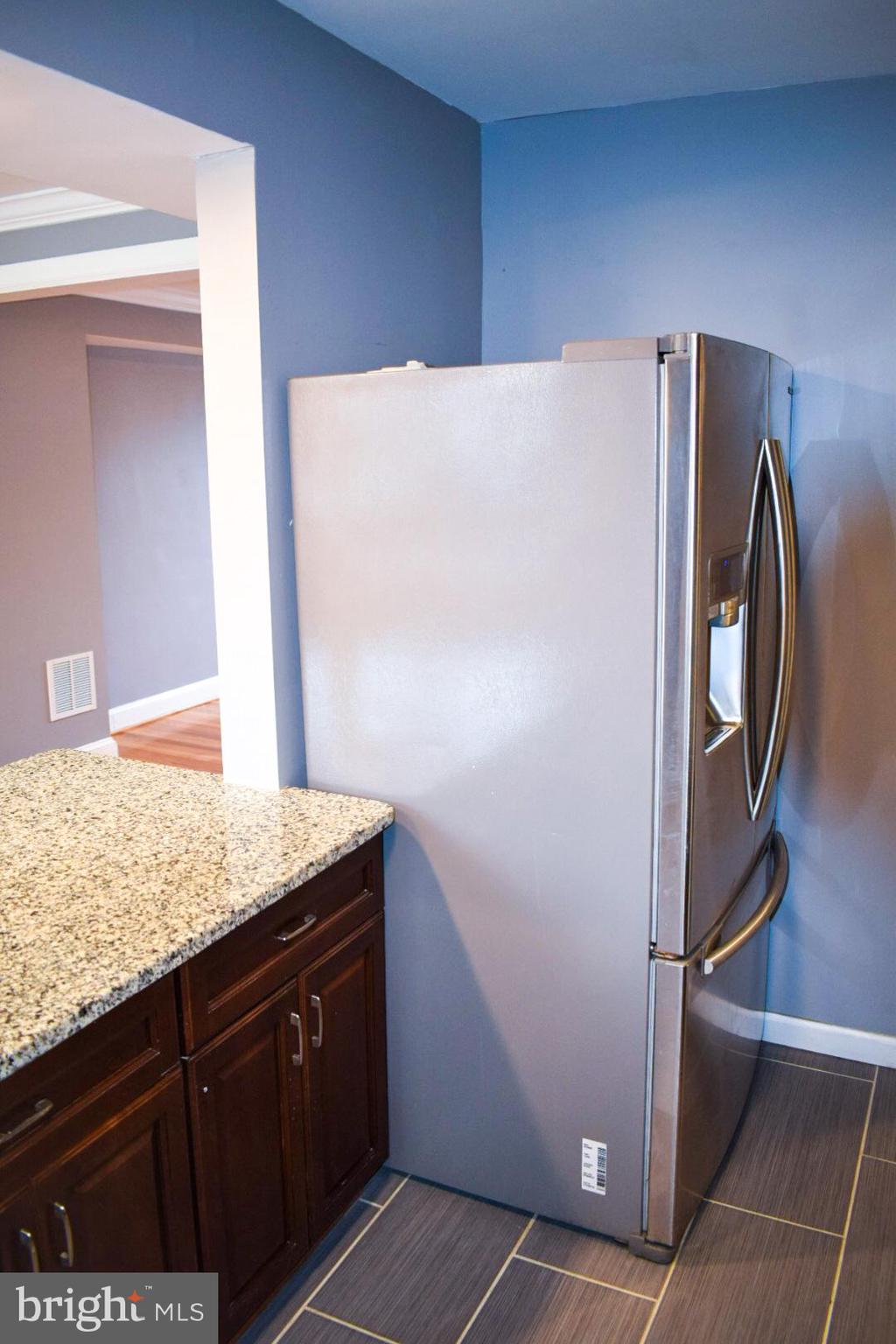 4227 Flowerton Road Baltimore, MD 21229 - Photo 12 of 45 a view of cabinets