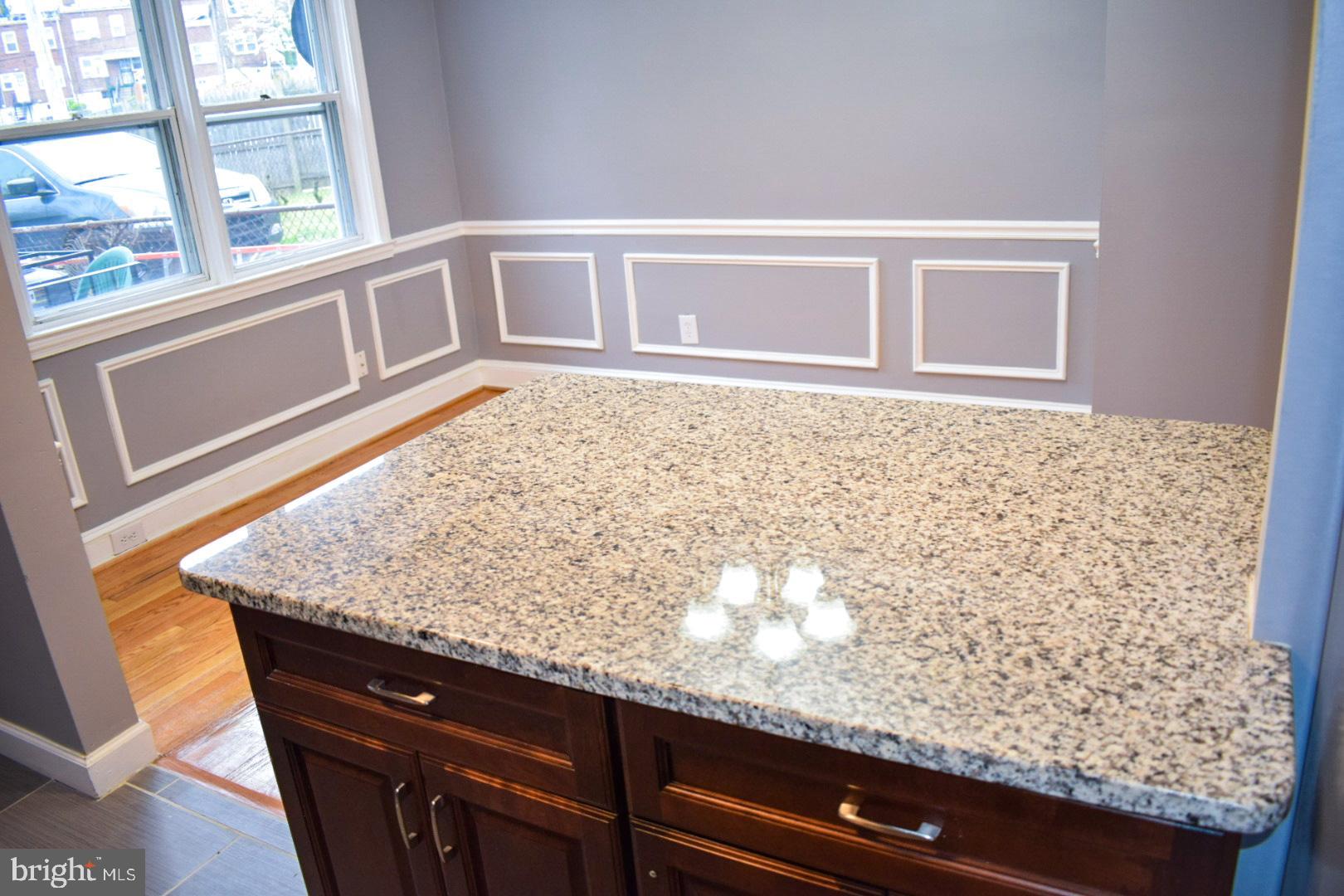 4227 Flowerton Road Baltimore, MD 21229 - Photo 8 of 45