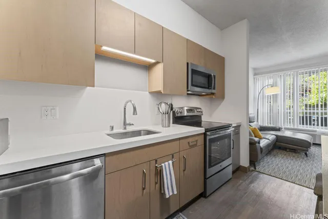 $905,000 | 7000 Hawaii Kai Drive, Unit 2111, Honolulu, HI 96825