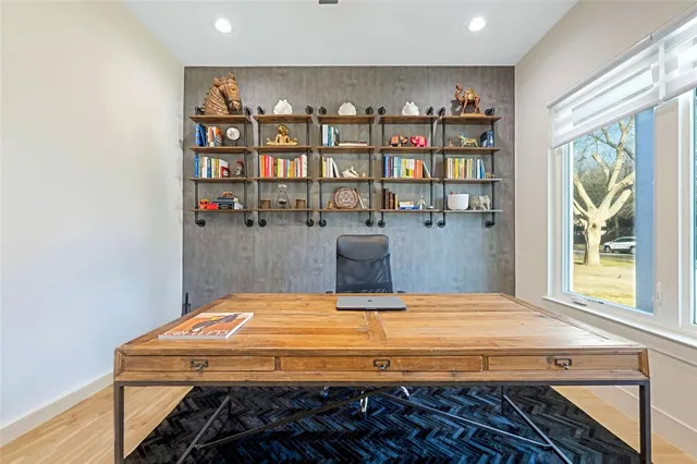 $15,000 | 3111 Hedgerow Drive, Dallas, TX 75235