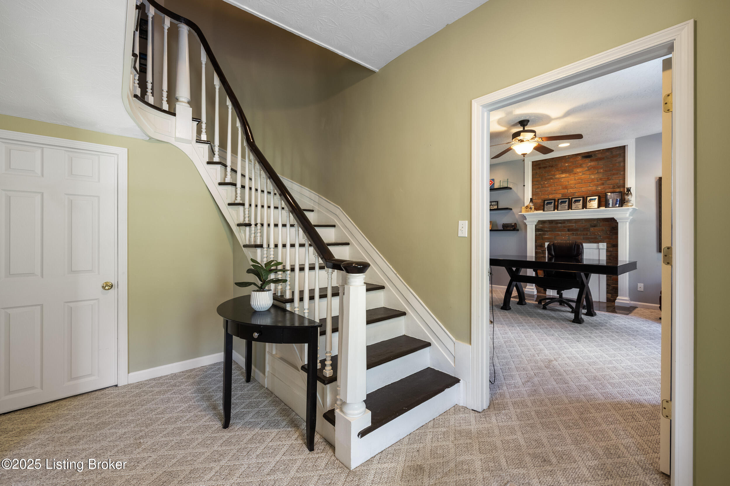 4112 Billtown Road Louisville, KY 40299 - Photo 7 of 53 Entry foyer showcases winding staircase and coat closet