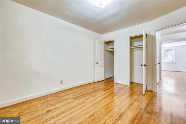 $1,999 | 7814 Tilbury Street, Unit 17, Bethesda, MD 20814