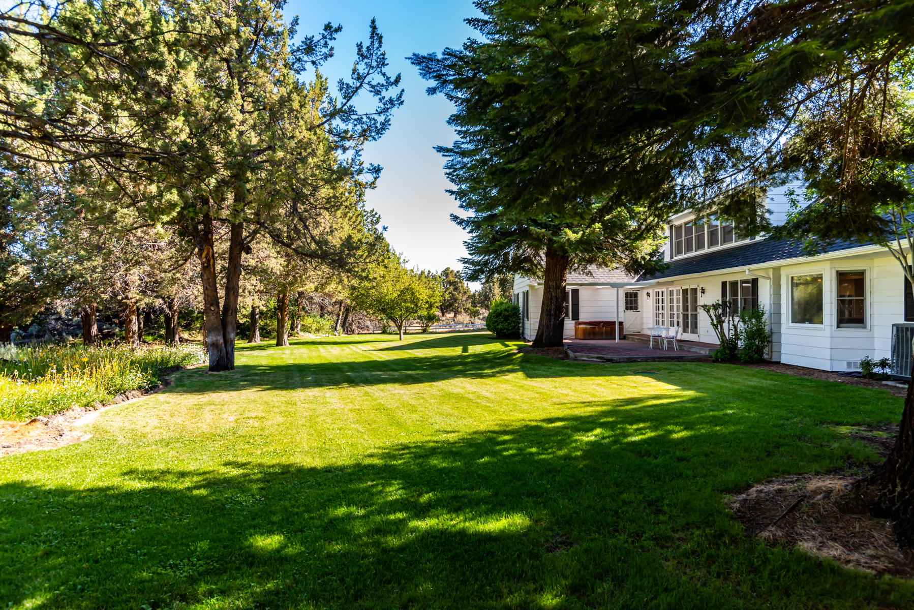 63245 Cole Road Bend, OR 97701 - Photo 35 of 37 35-Beautifully Landscaped