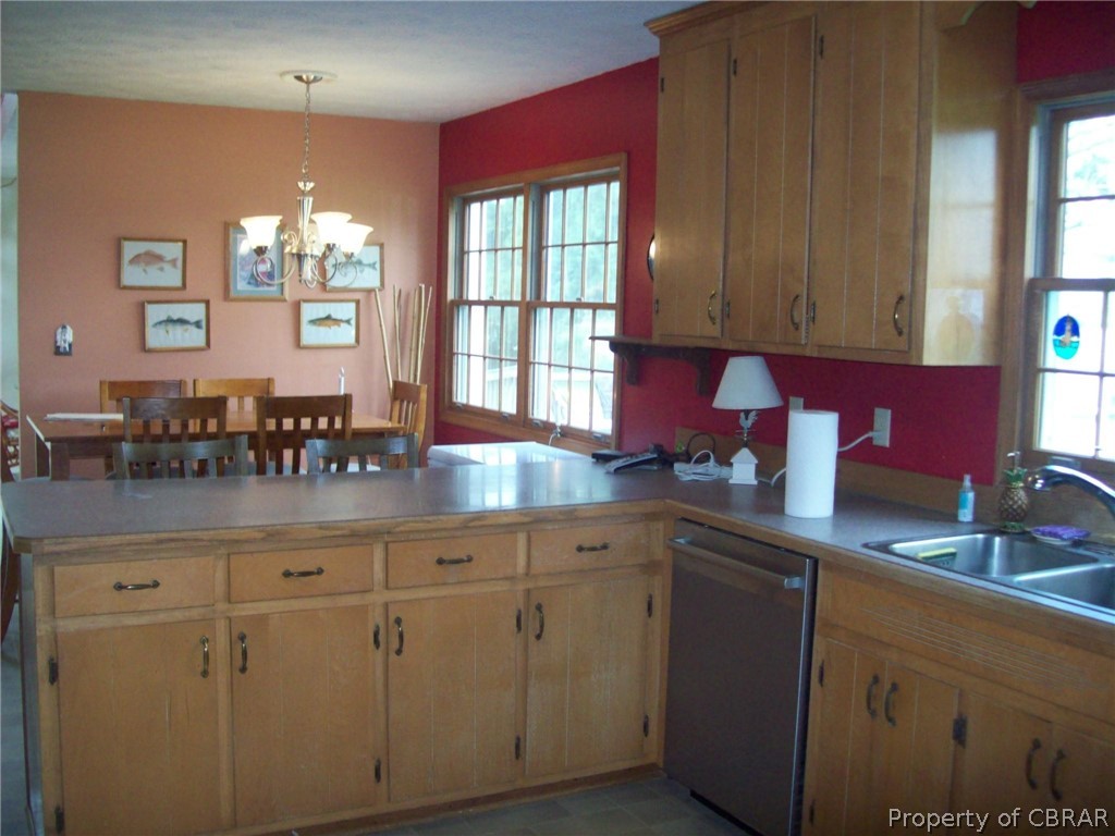 1361 Potato Neck Road Port Haywood, VA 23138 - Photo 17 of 31