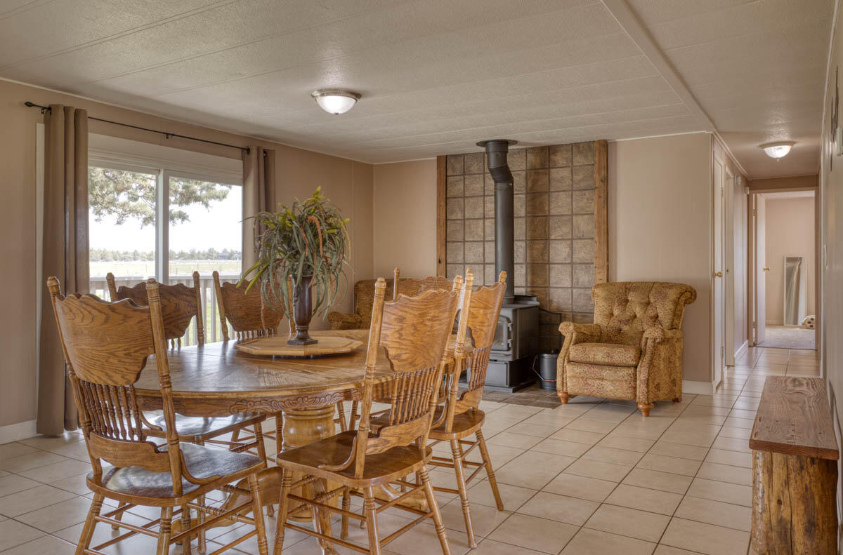 63893 Deschutes Market Road Bend, OR 97701 - Photo 12 of 48 crep5671_12