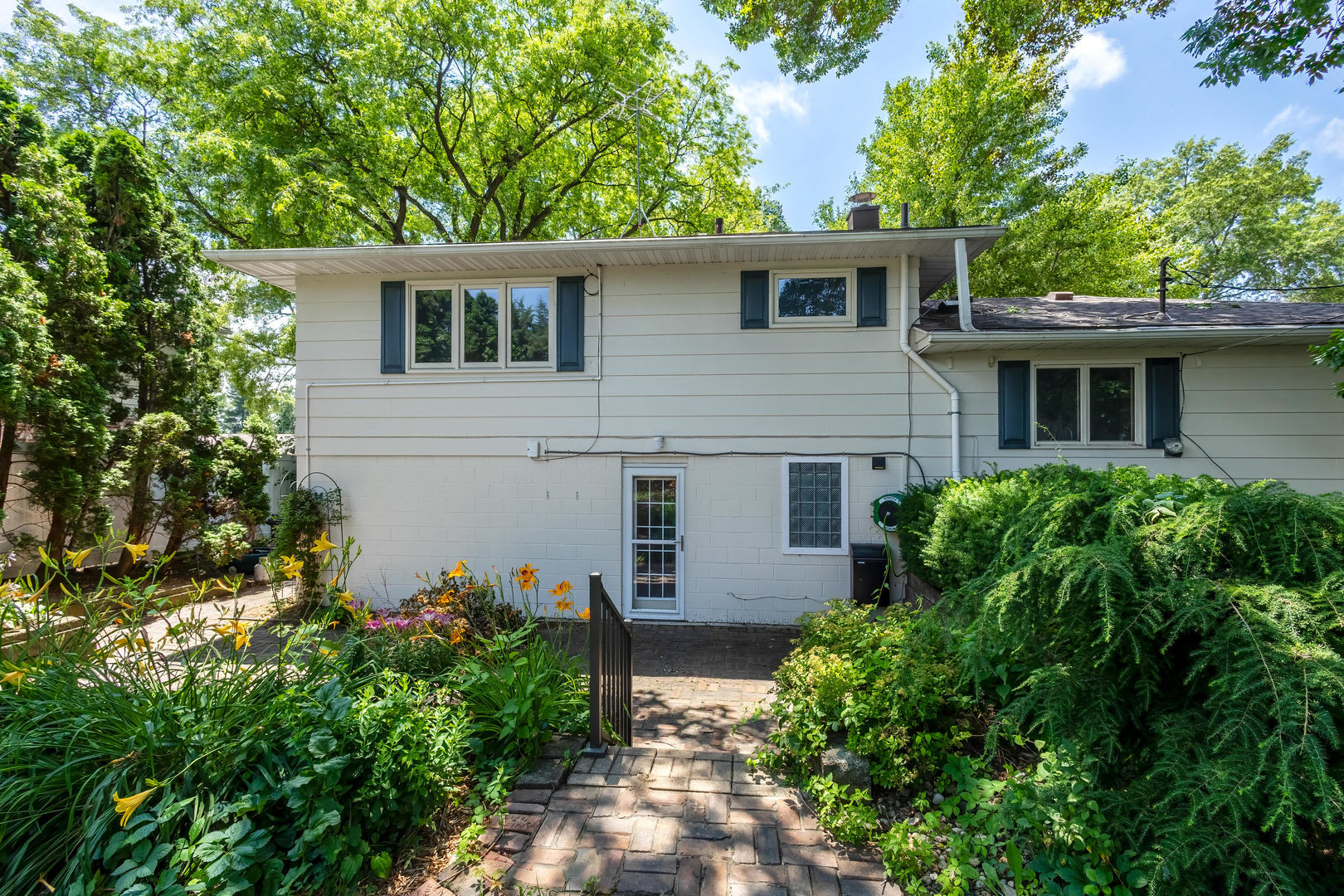 4213 35th Avenue Moline, IL 61265 - Photo 36 of 37