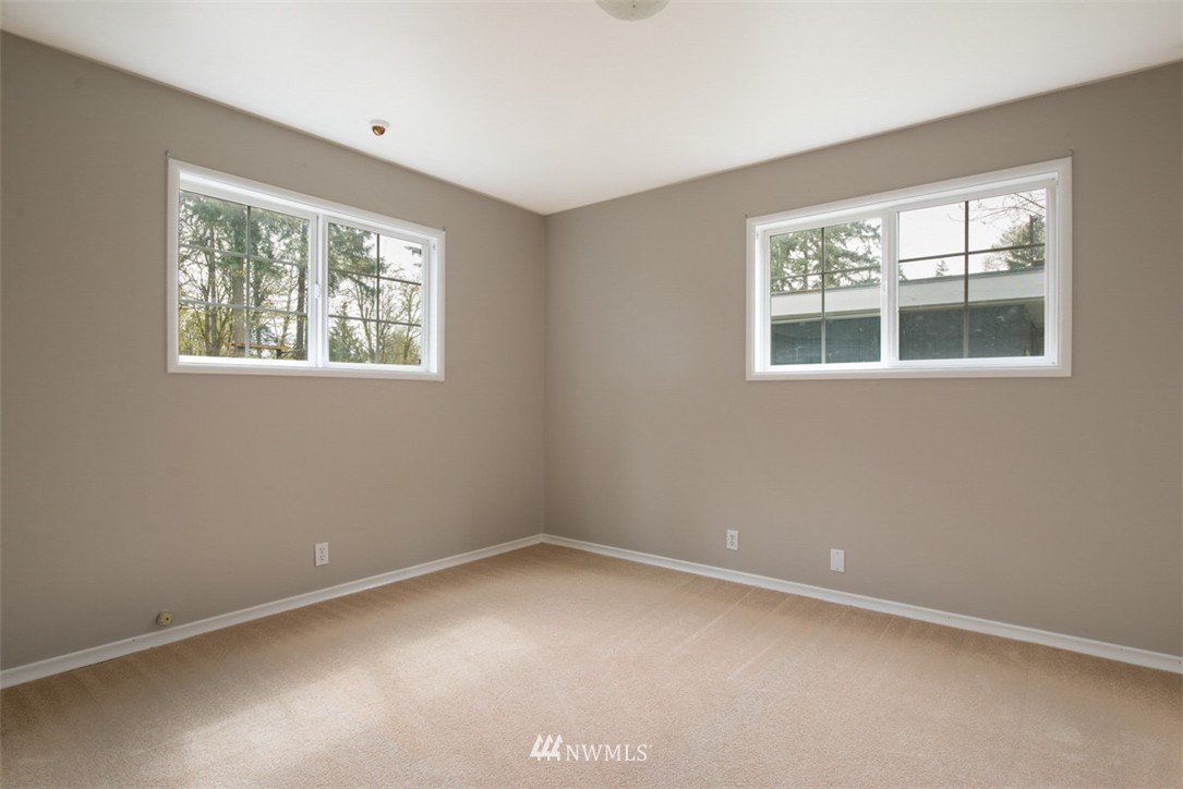 205 Duvall Avenue Southeast Renton, WA 98059 - Photo 16 of 22 Gallery Image 16