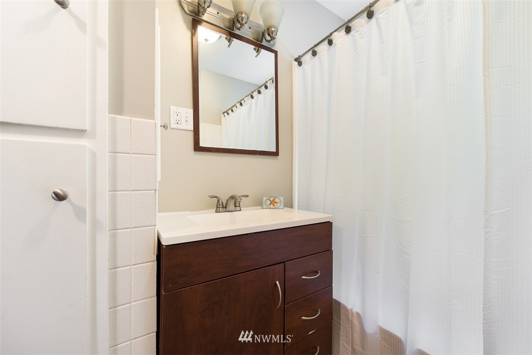 205 Duvall Avenue Southeast Renton, WA 98059 - Photo 17 of 22 Gallery Image 17