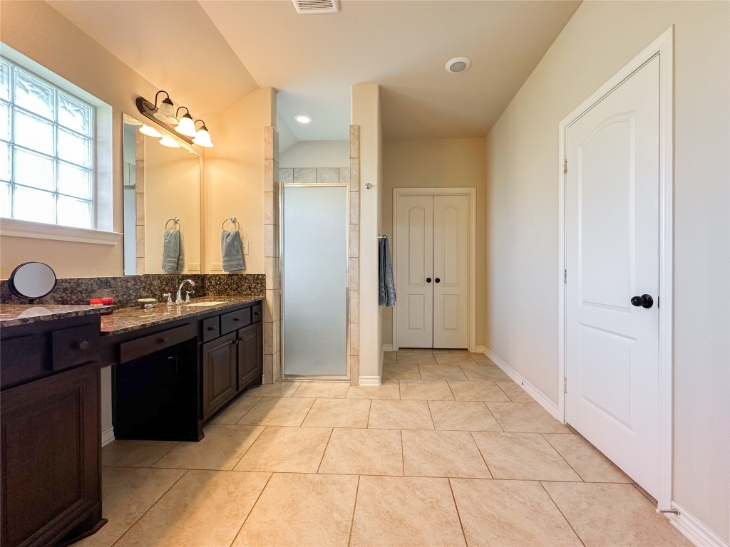 2818 Rustic Wood Lane Rosharon, TX 77583 - Photo 23 of 45