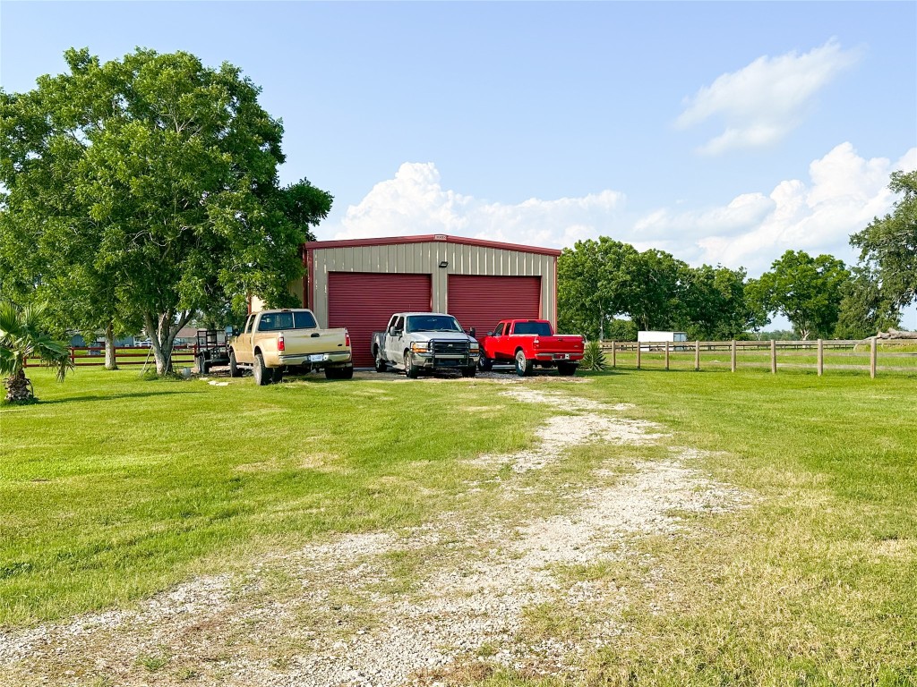 2818 Rustic Wood Lane Rosharon, TX 77583 - Photo 32 of 45