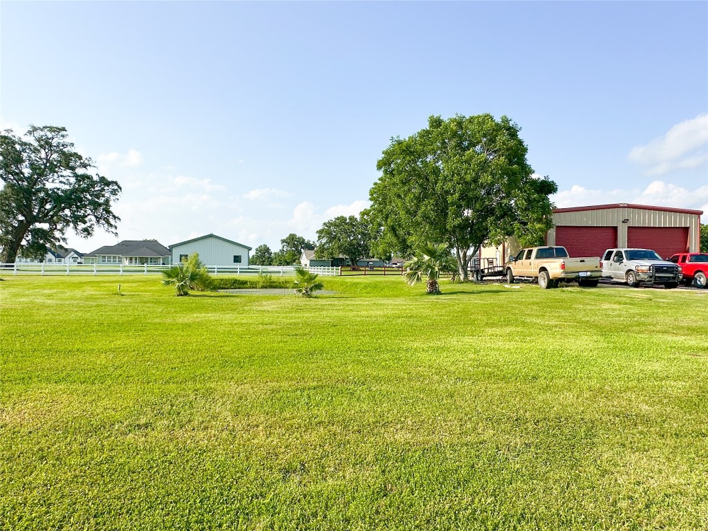 2818 Rustic Wood Lane Rosharon, TX 77583 - Photo 33 of 45