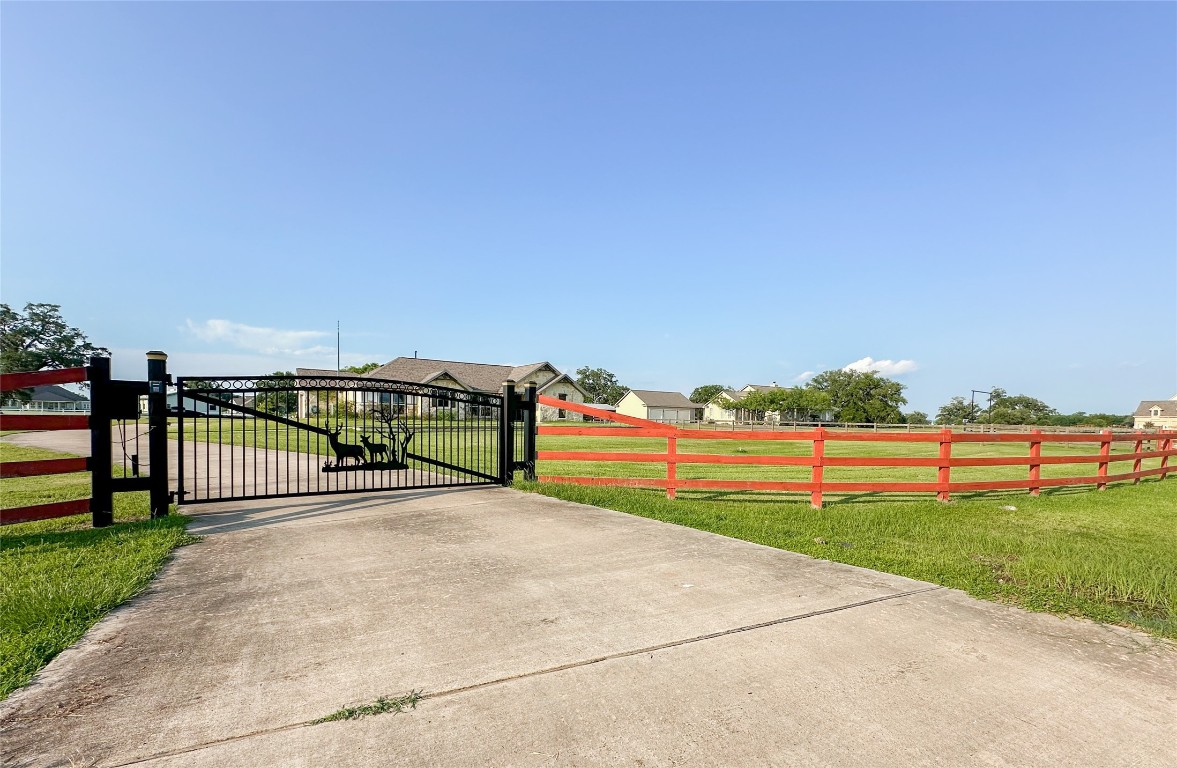 2818 Rustic Wood Lane Rosharon, TX 77583 - Photo 41 of 45