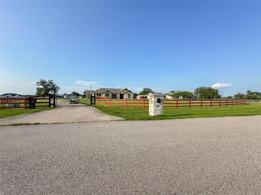 2818 Rustic Wood Lane Rosharon, TX 77583 - Photo 42 of 45