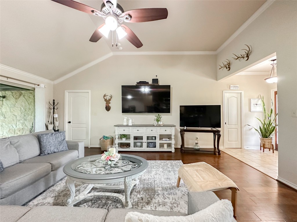 2818 Rustic Wood Lane Rosharon, TX 77583 - Photo 7 of 45