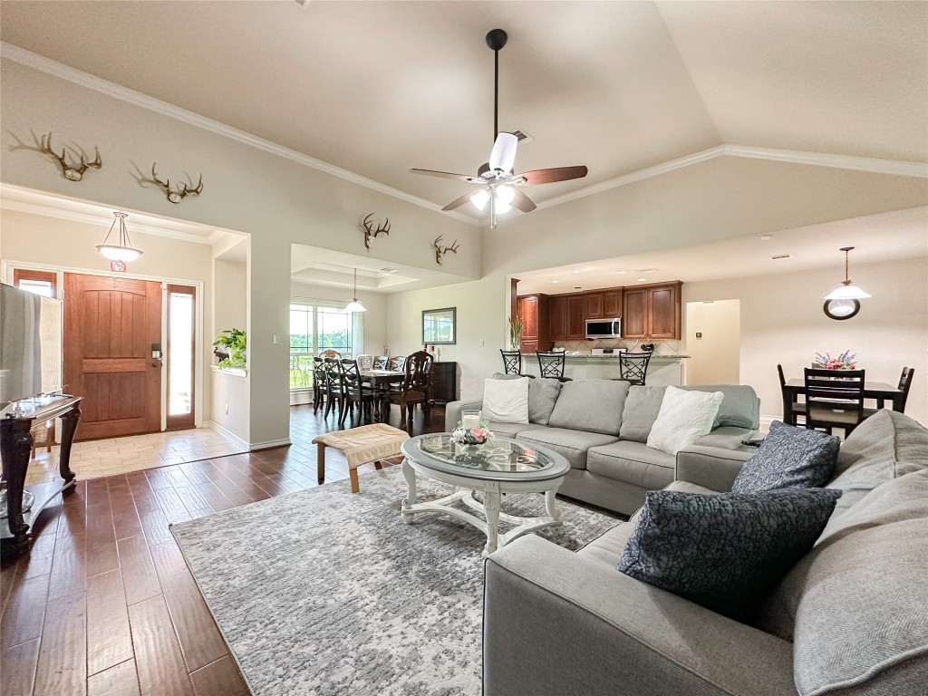 2818 Rustic Wood Lane Rosharon, TX 77583 - Photo 9 of 45