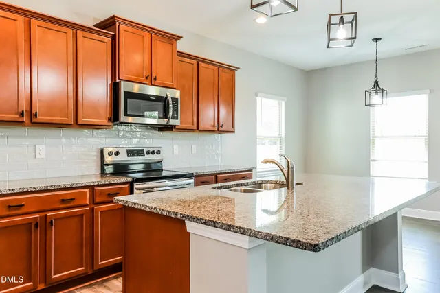 $1,975 | 96 Longo Lane, Benson, NC 27504