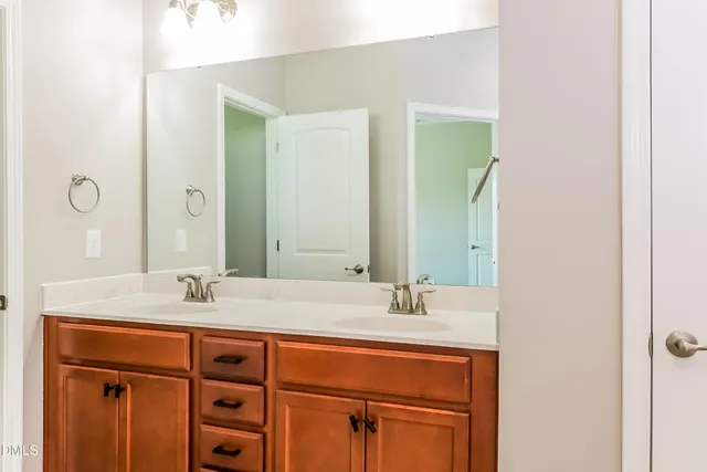 $1,975 | 96 Longo Lane, Benson, NC 27504