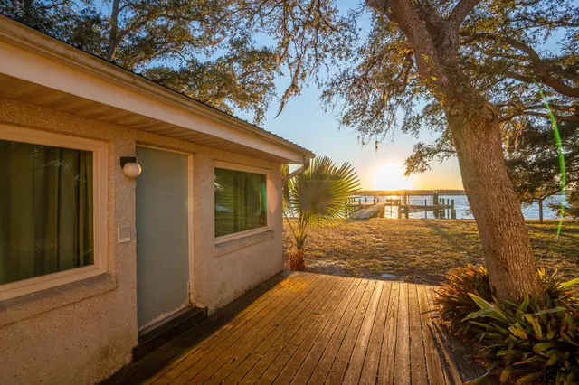 a view of an ocean view